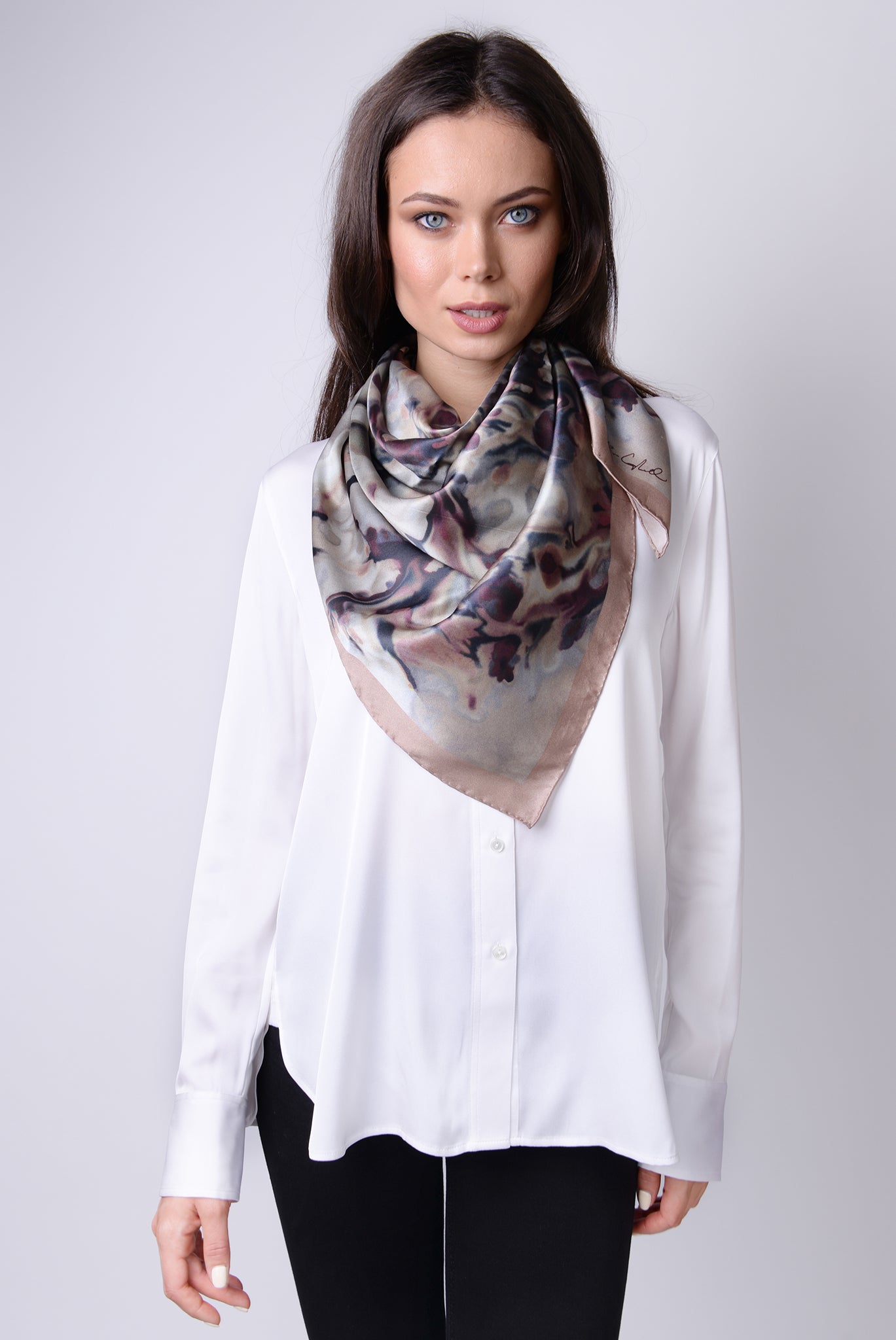 Silk Carre´Abstract Floral Warm Taupe